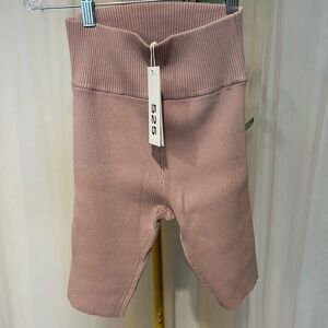525 Ribbed High-Waist Biker Shorts – Neutral Taupe – NWT